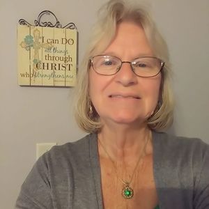 Meet your Posher, Cathy